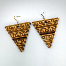 Load image into Gallery viewer, Triangle Weave Earrings