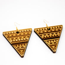 Load image into Gallery viewer, Triangle Weave Earrings