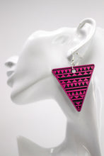 Load image into Gallery viewer, Triangle Weave Earrings