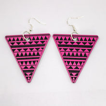 Load image into Gallery viewer, Triangle Weave Earrings