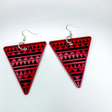 Load image into Gallery viewer, Triangle Weave Earrings