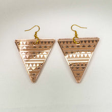 Load image into Gallery viewer, Triangle Weave Earrings