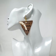 Load image into Gallery viewer, Triangle Weave Earrings