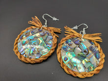 Load image into Gallery viewer, Cedar rope with Abalone Shell
